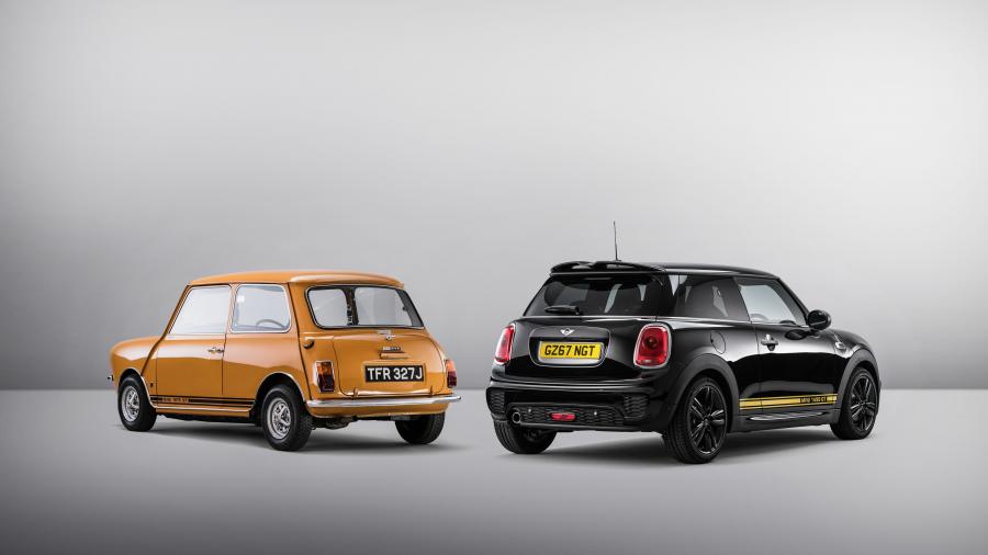  Mini Cooper 1499 GT (F56) 2017 года  (UK) (фото 11 из 30)